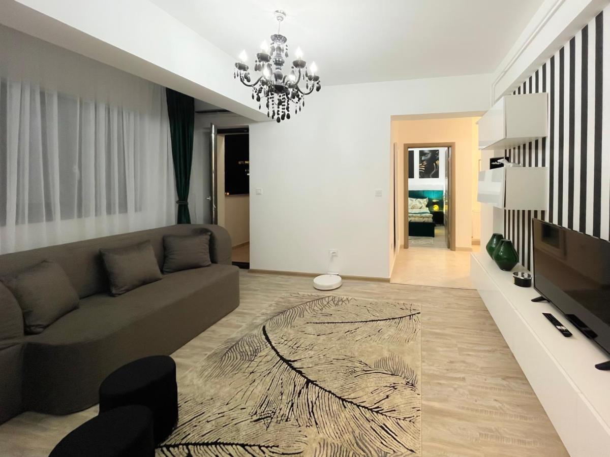 Unique Hotel Apartments Jassy Zewnętrze zdjęcie