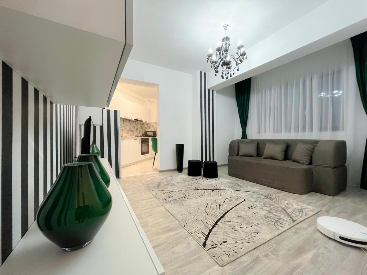 Unique Hotel Apartments Jassy Zewnętrze zdjęcie