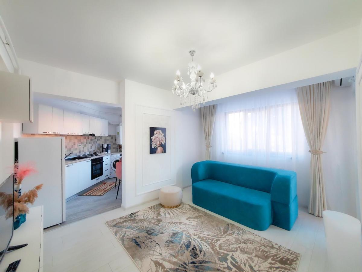 Unique Hotel Apartments Jassy Zewnętrze zdjęcie