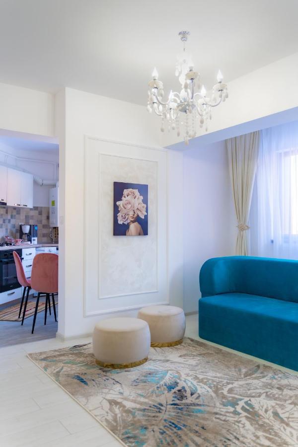 Unique Hotel Apartments Jassy Zewnętrze zdjęcie