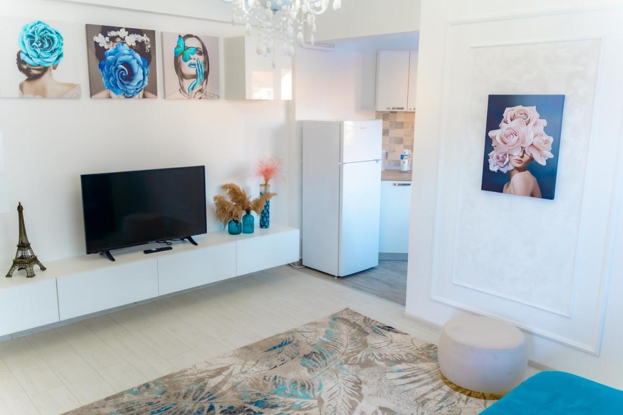 Unique Hotel Apartments Jassy Zewnętrze zdjęcie