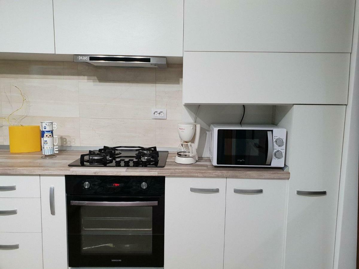 Unique Hotel Apartments Jassy Zewnętrze zdjęcie