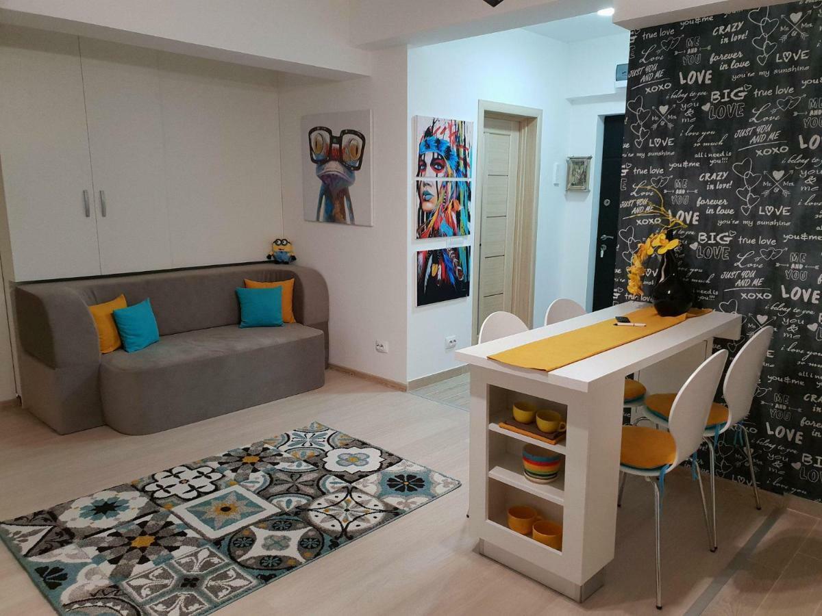 Unique Hotel Apartments Jassy Zewnętrze zdjęcie
